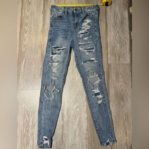 American eagle women’s curvy high rise jegging- distressed size 4